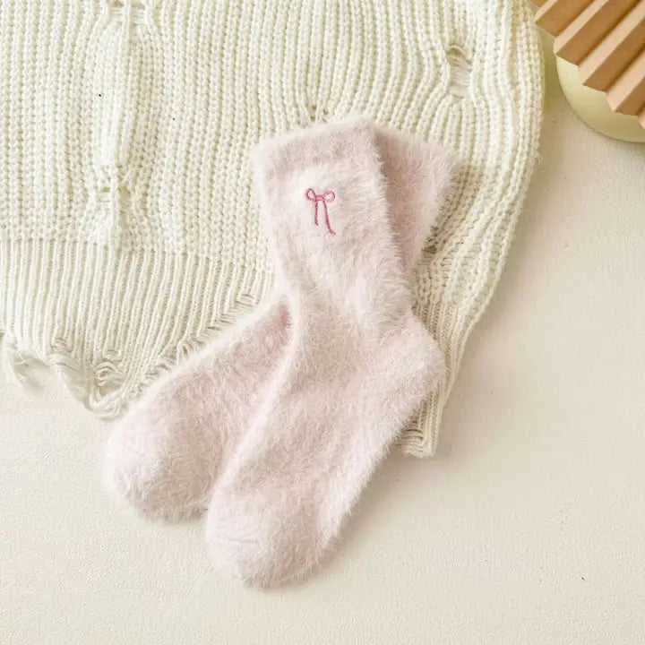 Bow Embroidered Fuzzy Socks