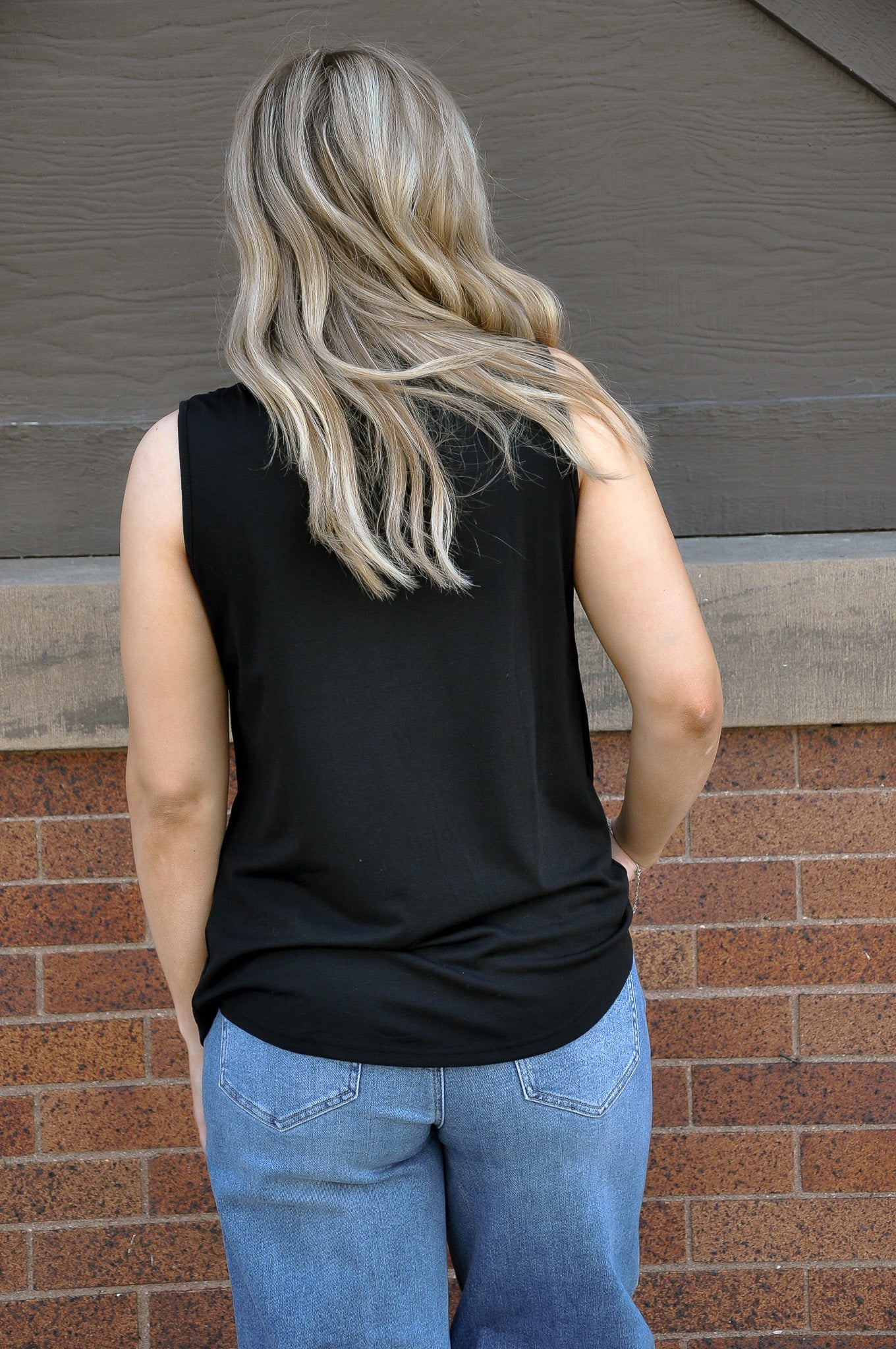 Lace Pleated Sleeveless Summer Blouse