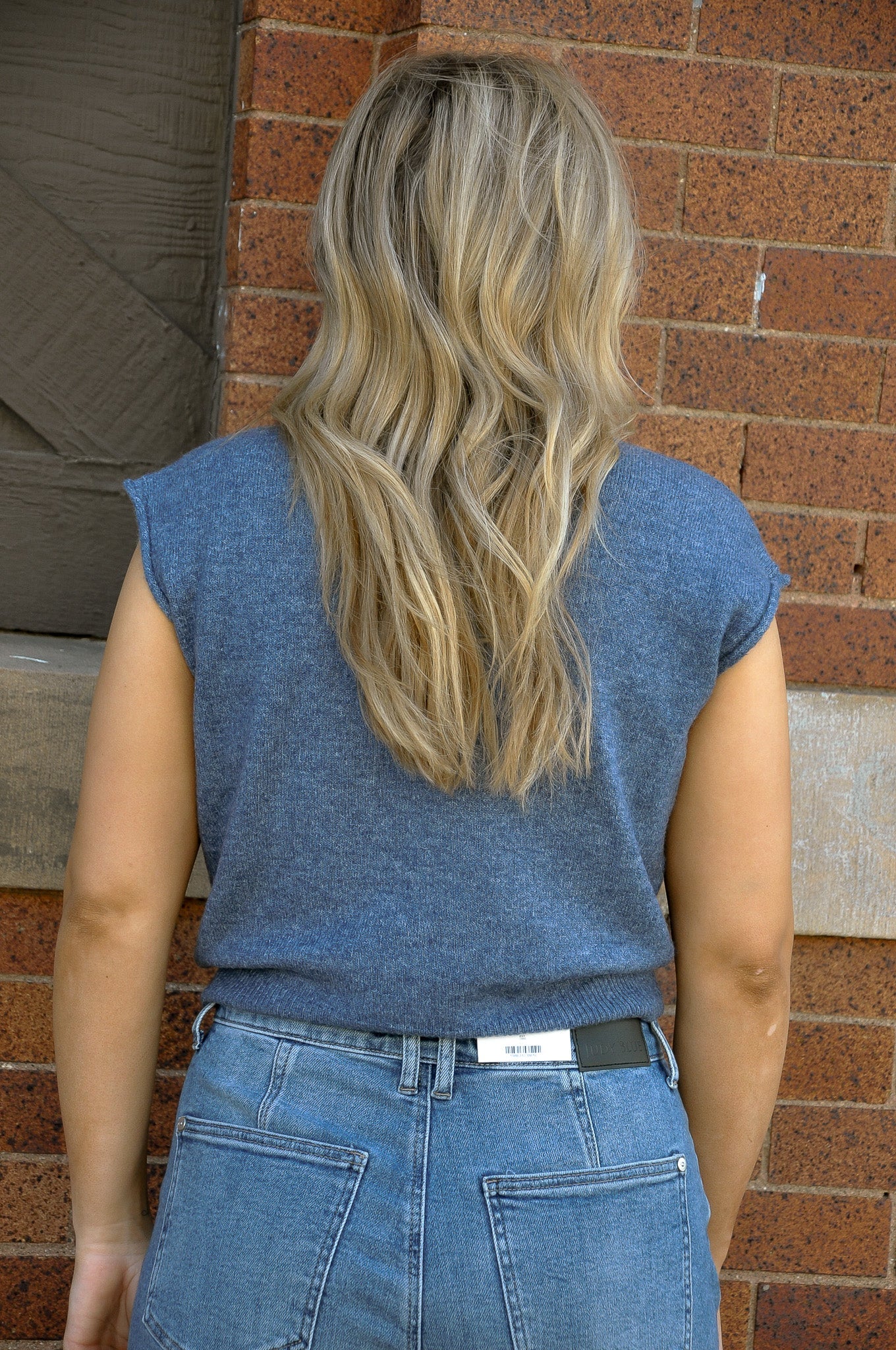 Raw Edge Sleeveless Lightweight Cardigan