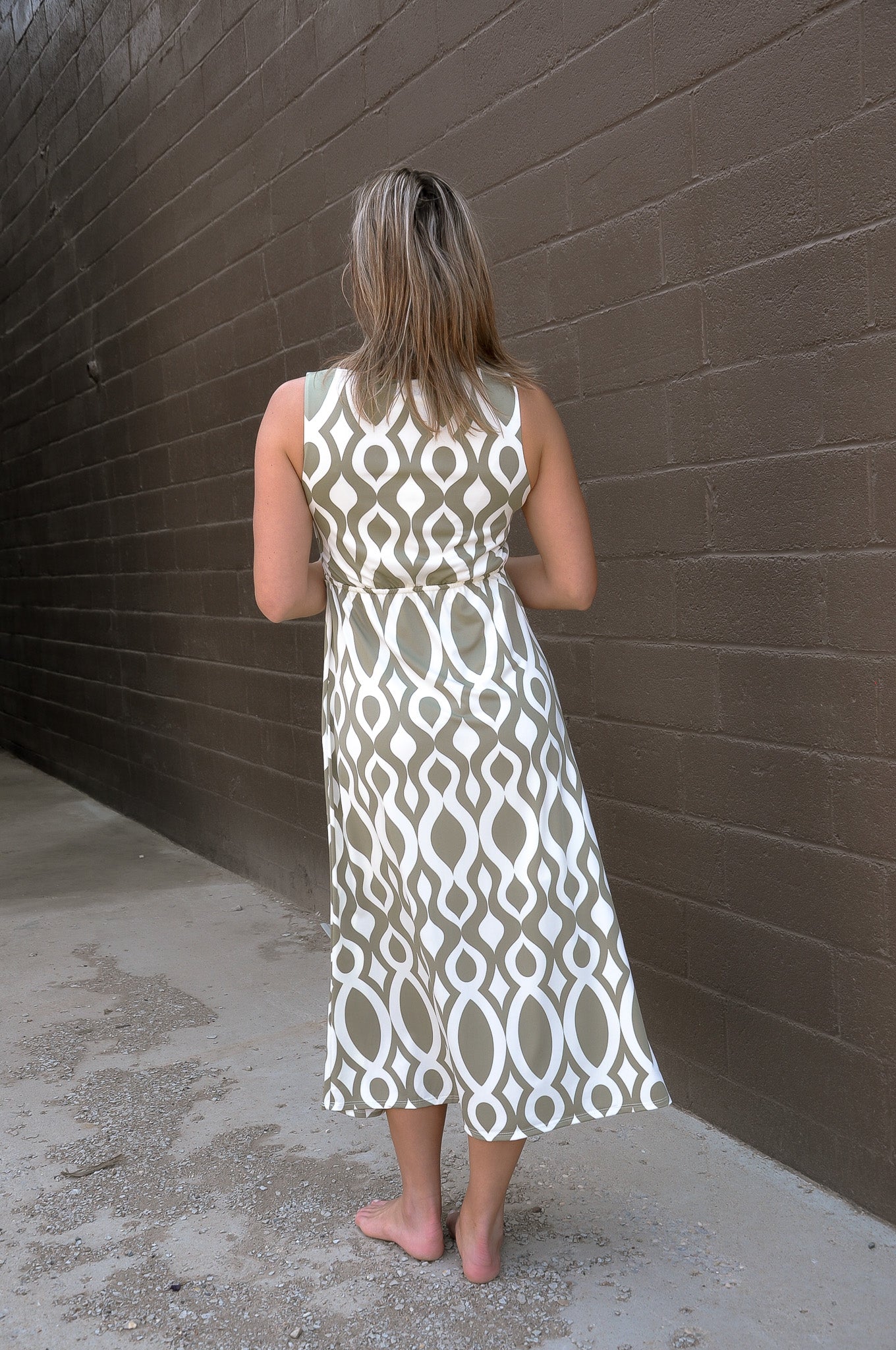 Waist Ruched W/Gold Embellishment Midi Dress