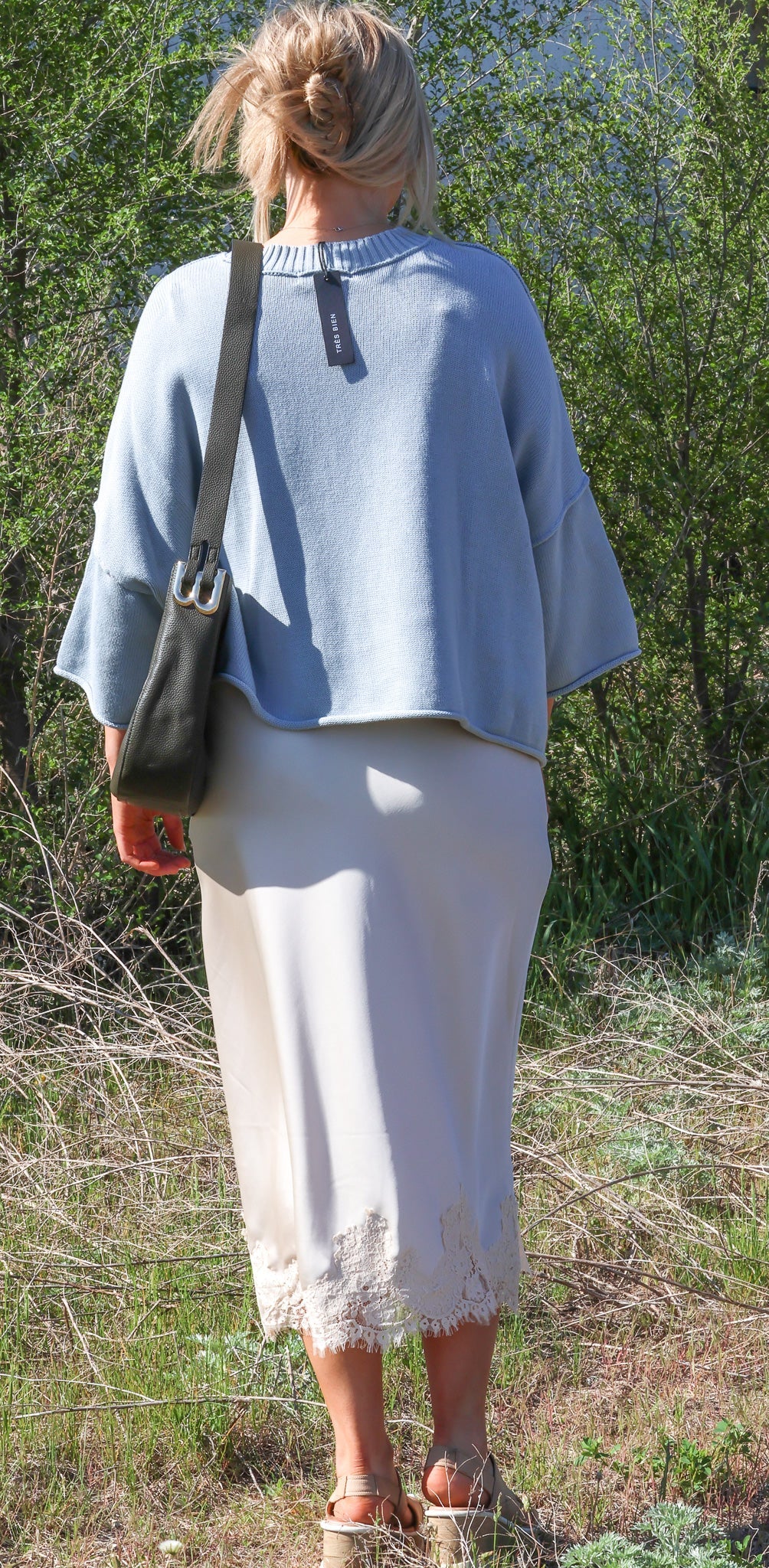 Solid Knit Round Neck L/s Sweater