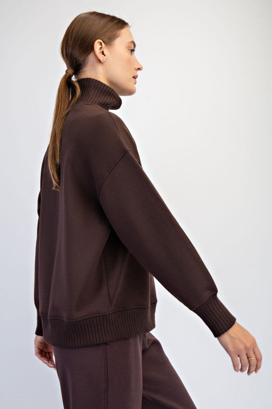 Calm Comfort Pullover