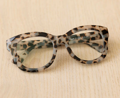 Center Stage Glasses (Gray Tortoise +1.00)