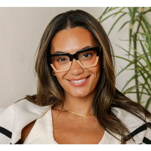 Black/Tan Take A Bow Glasses +1.50