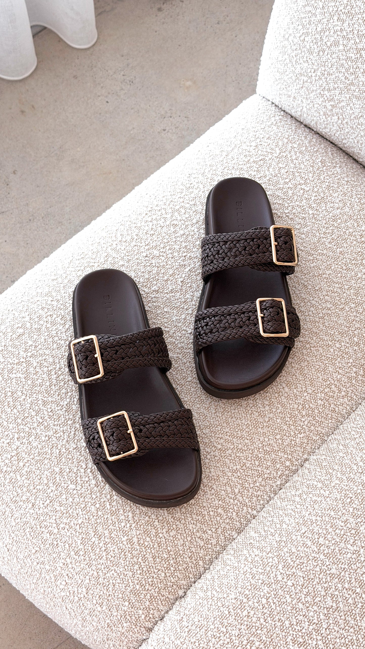 Aprila Slides - Chocolate