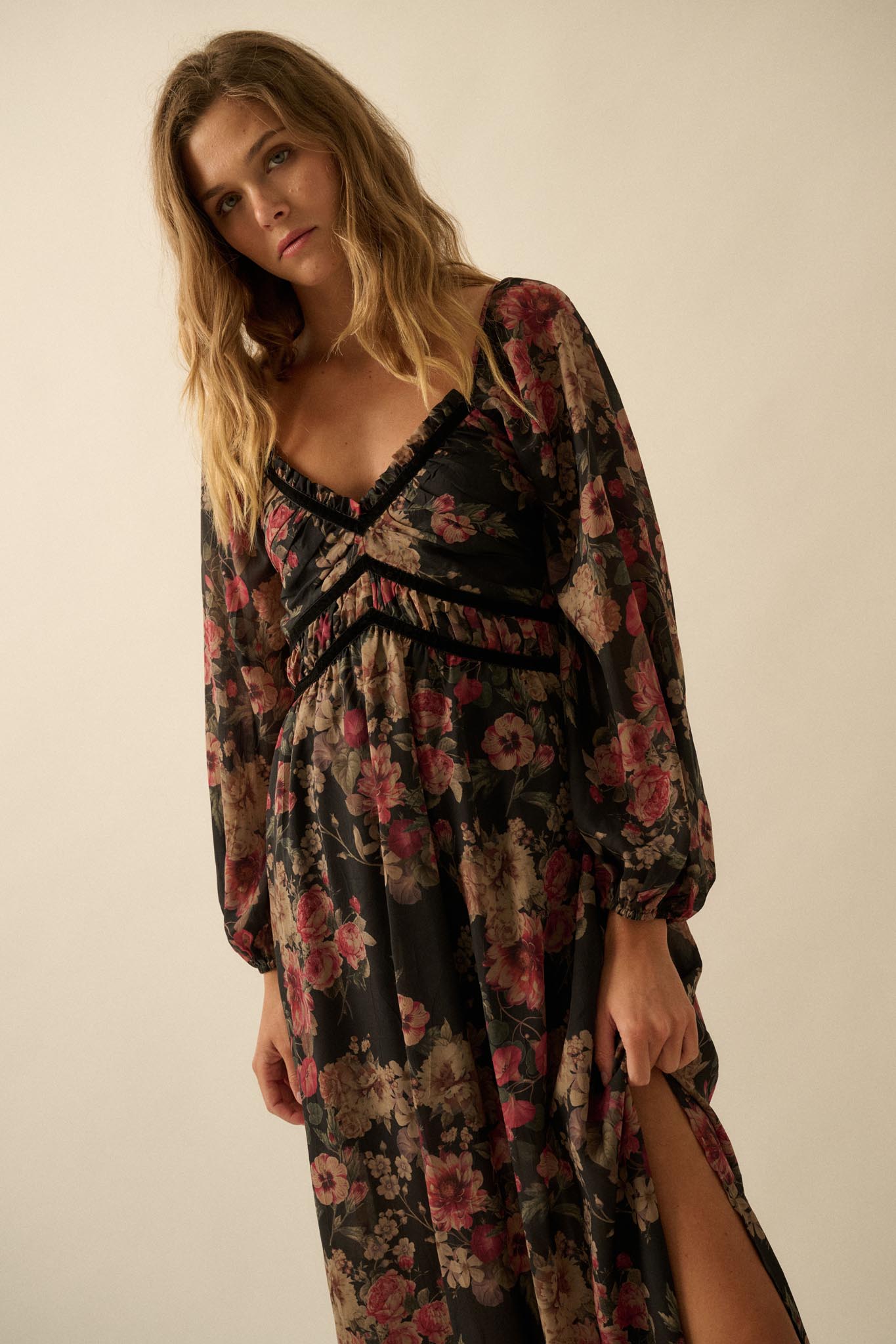 Wildflower Glen Floral Velvet-Trim Maxi Dress