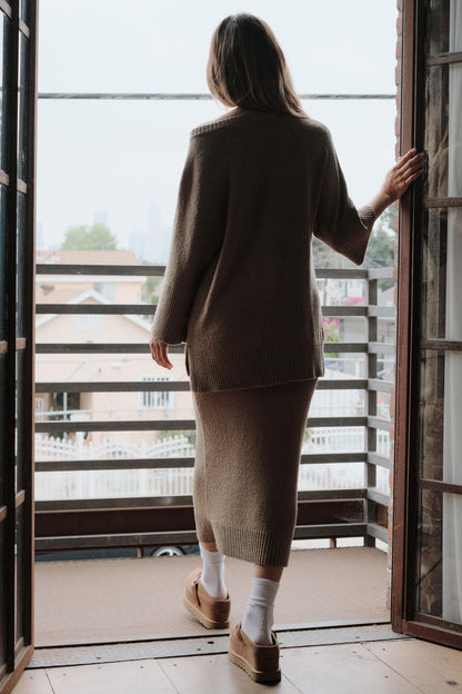 Promise the Label Textured Knit Sweater Midi Skirt